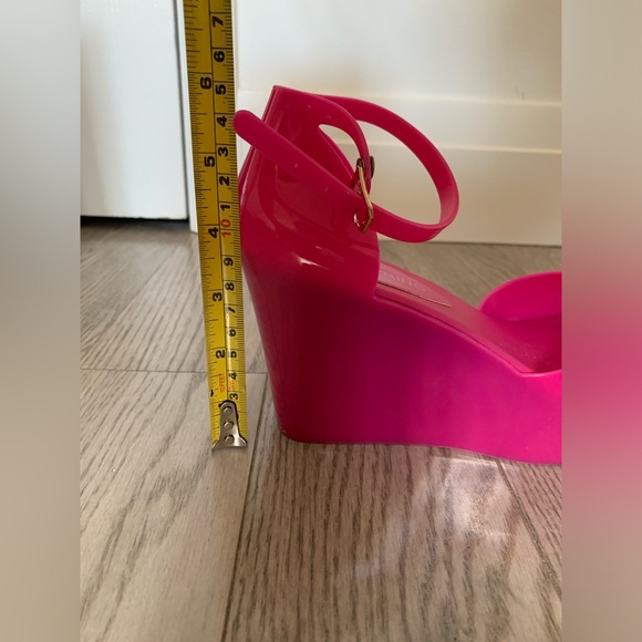 Call It Spring Pink Jelly Water Rubber Bow Wedge Size 37 - Picture 11 of 12